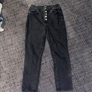 Black girlfriend high-rise jeans
